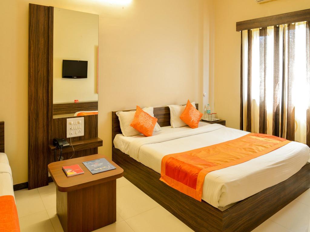 Oyo 4316 Hotel Sai Empire Shirdi Exterior foto